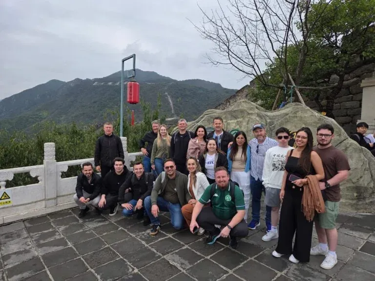 Grupo de empresários da AMO Embarque na Muralha da China, extensão opcional a Pequim